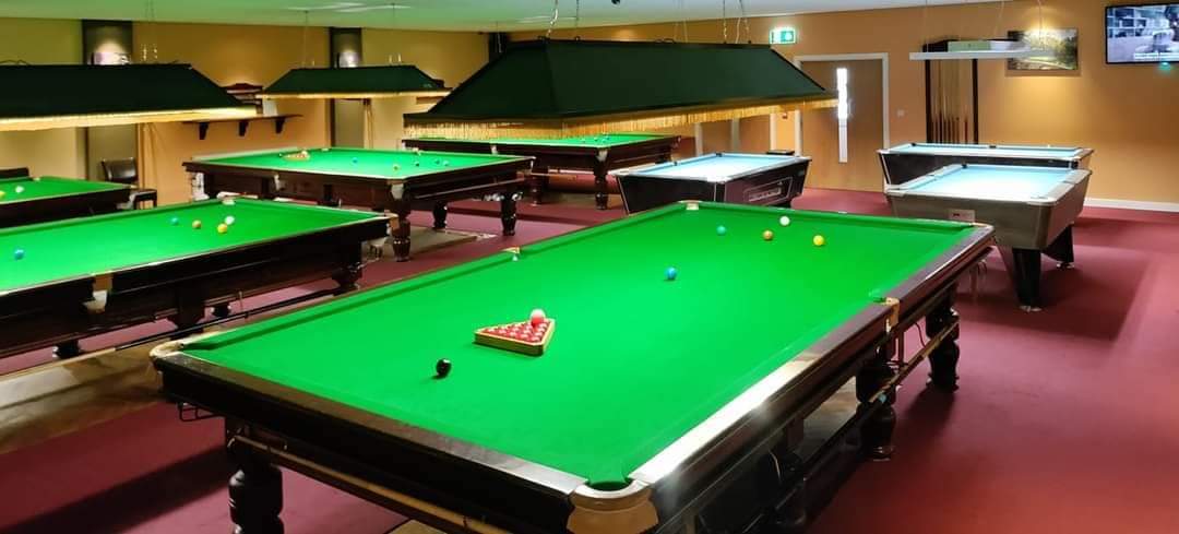 Douglas Snooker Bar